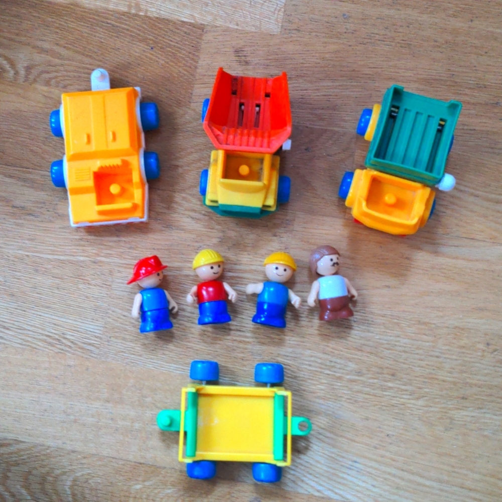80s Vintage Playskool Lil Playmates lot